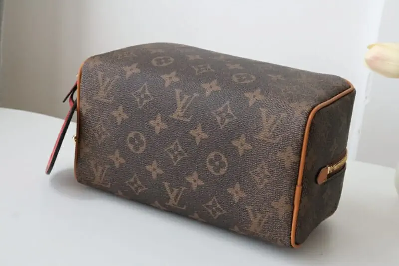 louis vuitton aaa qualite sac a main  pour femme s_123b6471